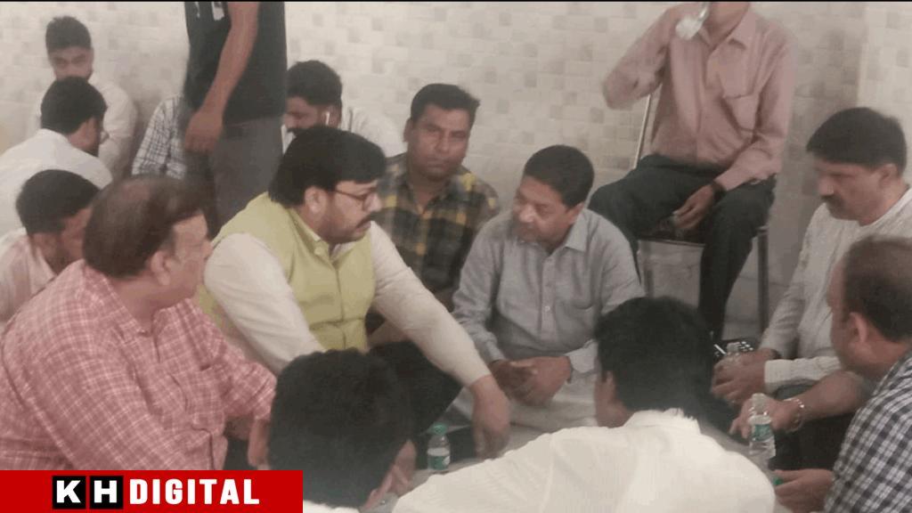 ਬੀਤੇ ਦਿਨੀ ਰਜੇਸ਼ ਬਾਘਾ ਨੇ ਦਲਿਤ ਨੋਜਵਾਨ ਕਾਰਤਿਕ ਬਗਨ ਦੀ ਗੋਲੀ ਮਾਰ ਕੇ ਹੱਤਿਆ ਕਰਨ ਤੇ ਪਰਿਵਾਰਿਕ ਮੈਂਬਰਾਂ ਨਾਲ ਦੁਖ ਸਾਂਝਾ ਕੀਤਾ